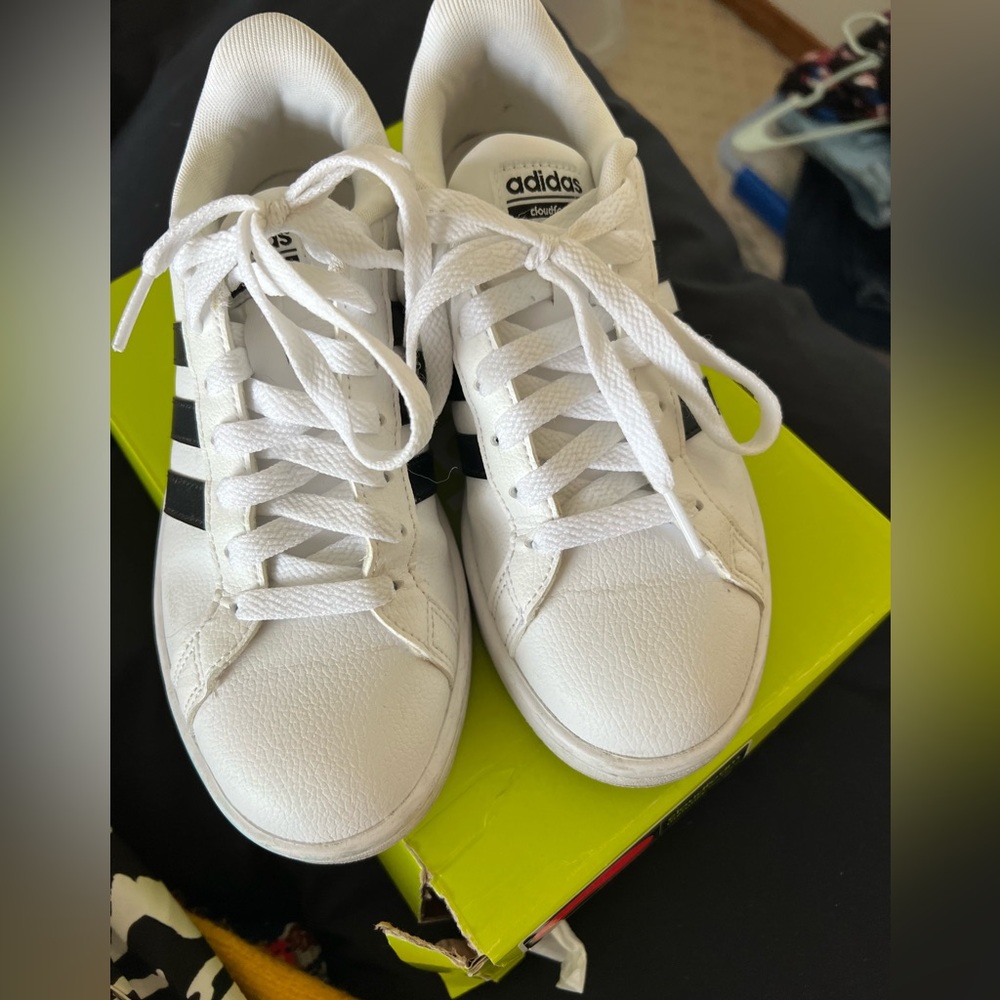 Adidas Women's White and Black Athletic Shoes